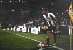 kaiyun-郭艾伦刷新里程碑，广州队首回合力克北京首钢，晋级概率达68％