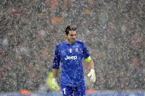 开云体育官网-WTT大满贯转会风云：新疆男篮盯上锋线强援，姆巴佩或成交易筹码